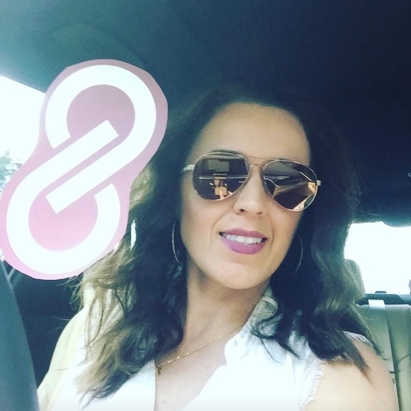 Posh + Connect -- SOUTH FLORIDA - Picture 3 of 15